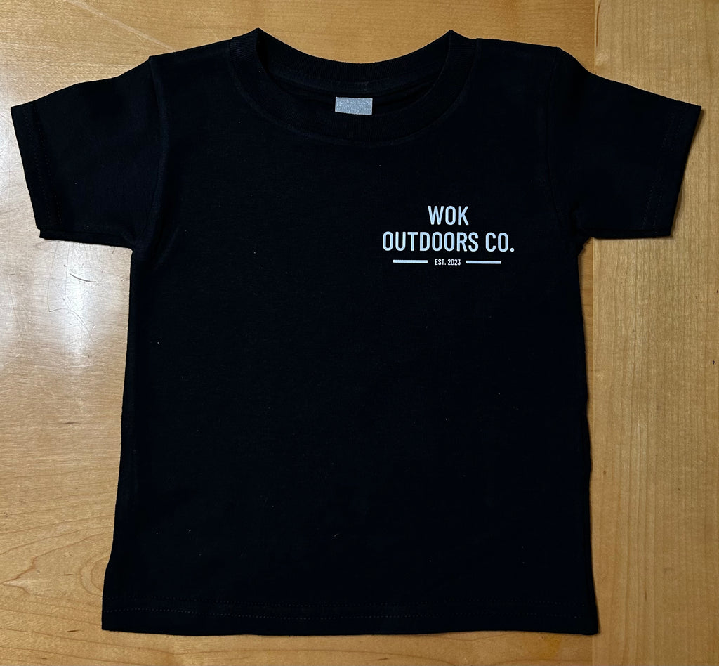 Youth- Wok outdoors fish